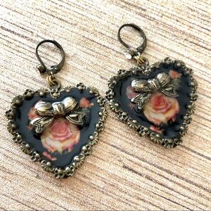 Betsey Johnson Rose Black Heart Earrings RARE